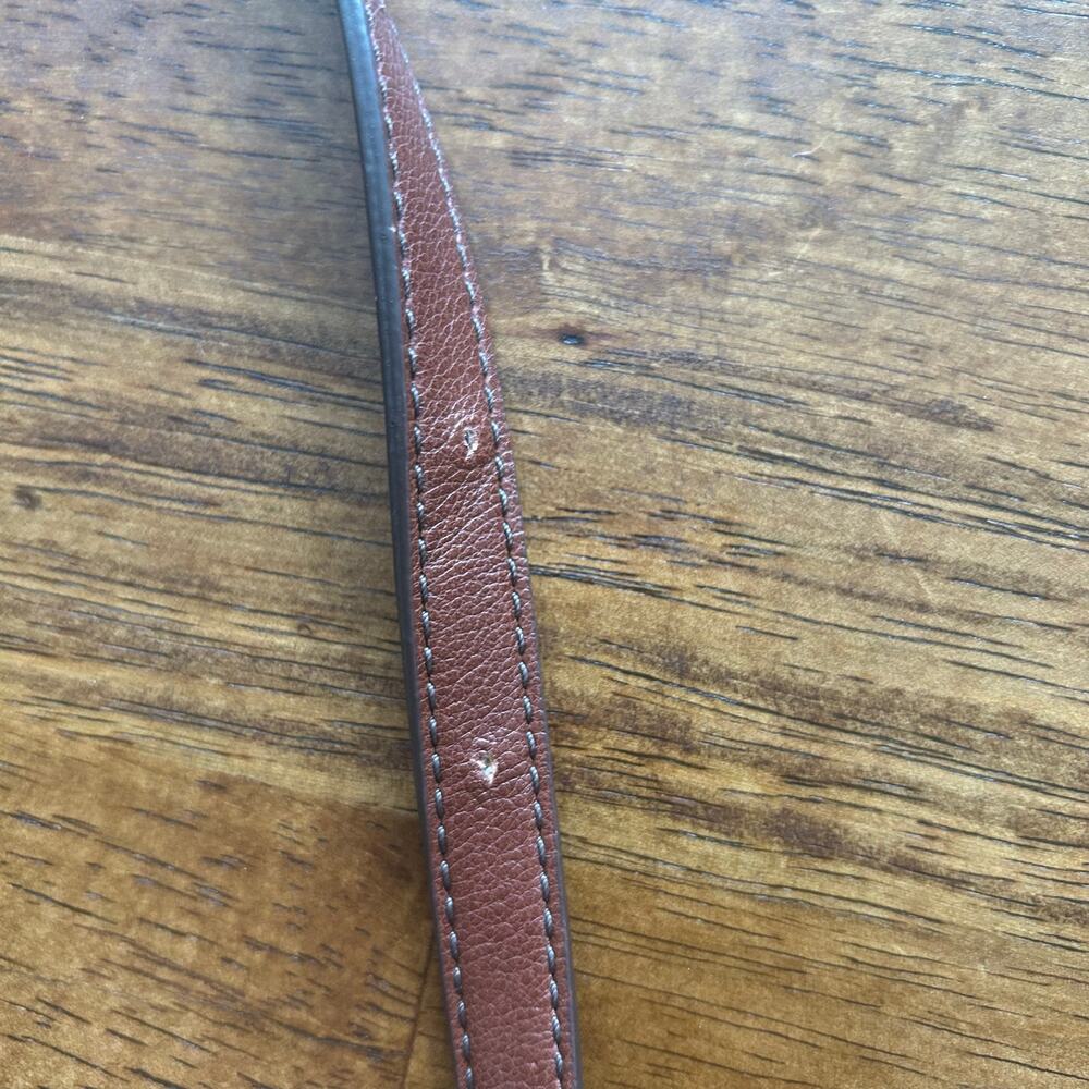 Vintage-Inspired Boho Minimalist Fossil Leather Crossbody - Picture 16 of 16